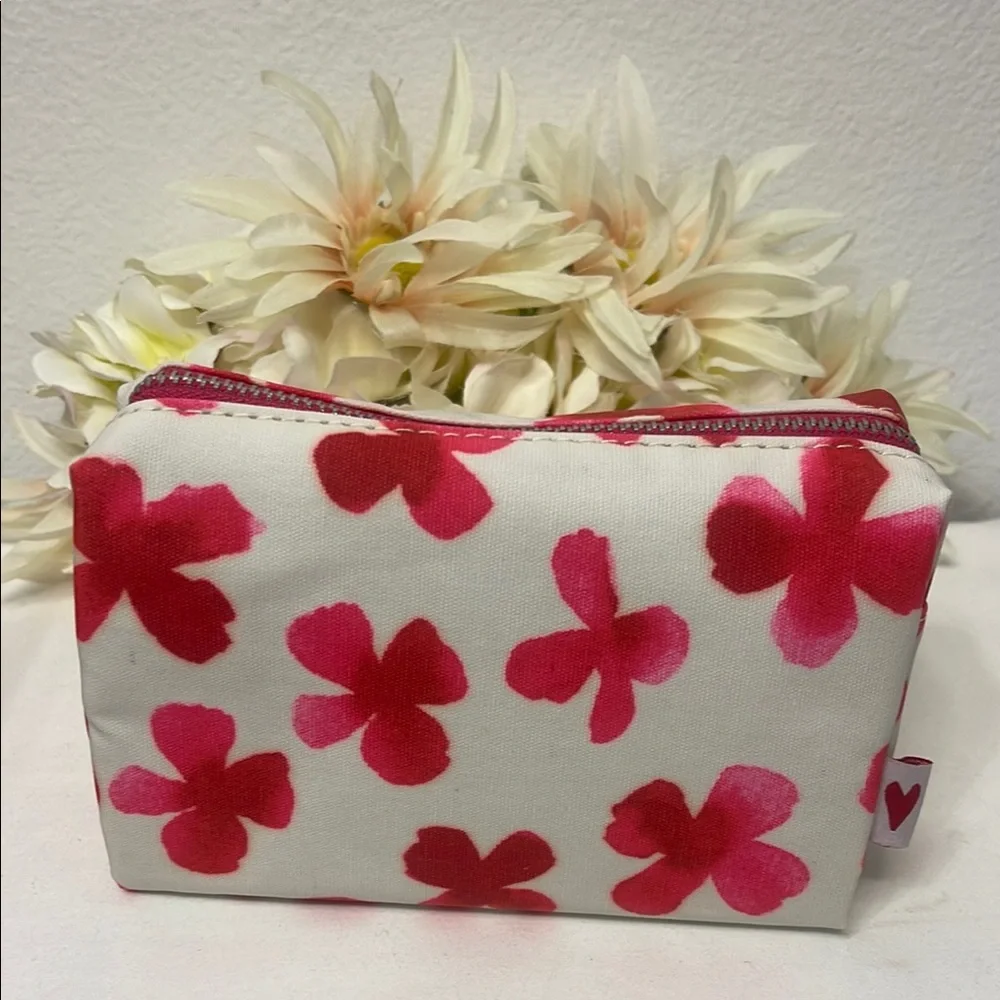 Unplanned Night Out Kit - Picture 2 of 4